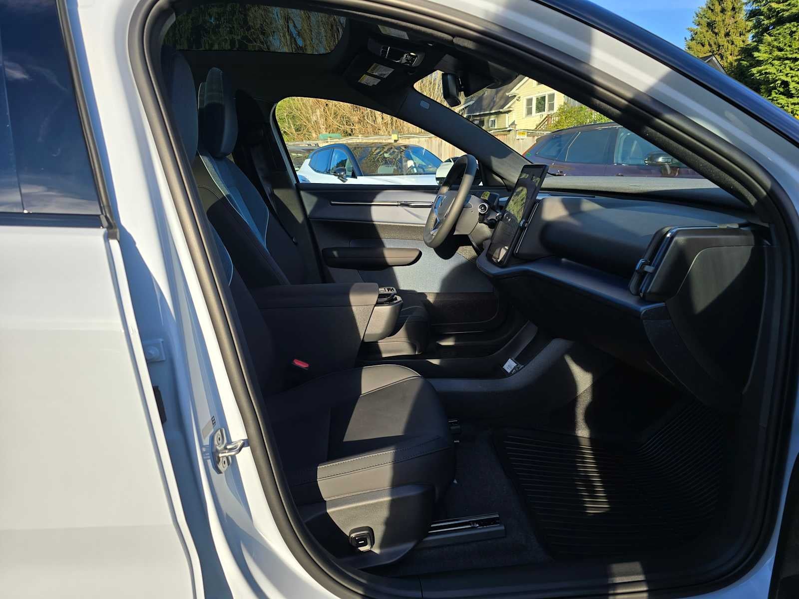 2026 Volvo EX30 Plus