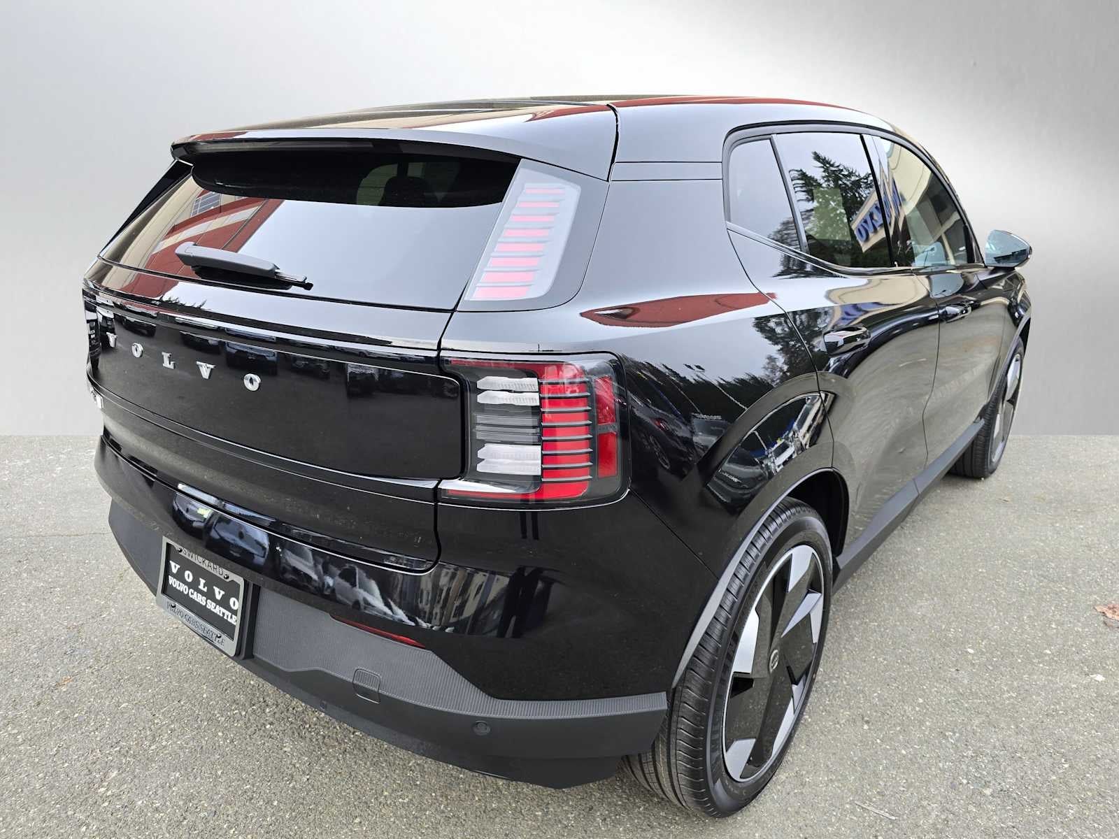 2026 Volvo EX30 Plus