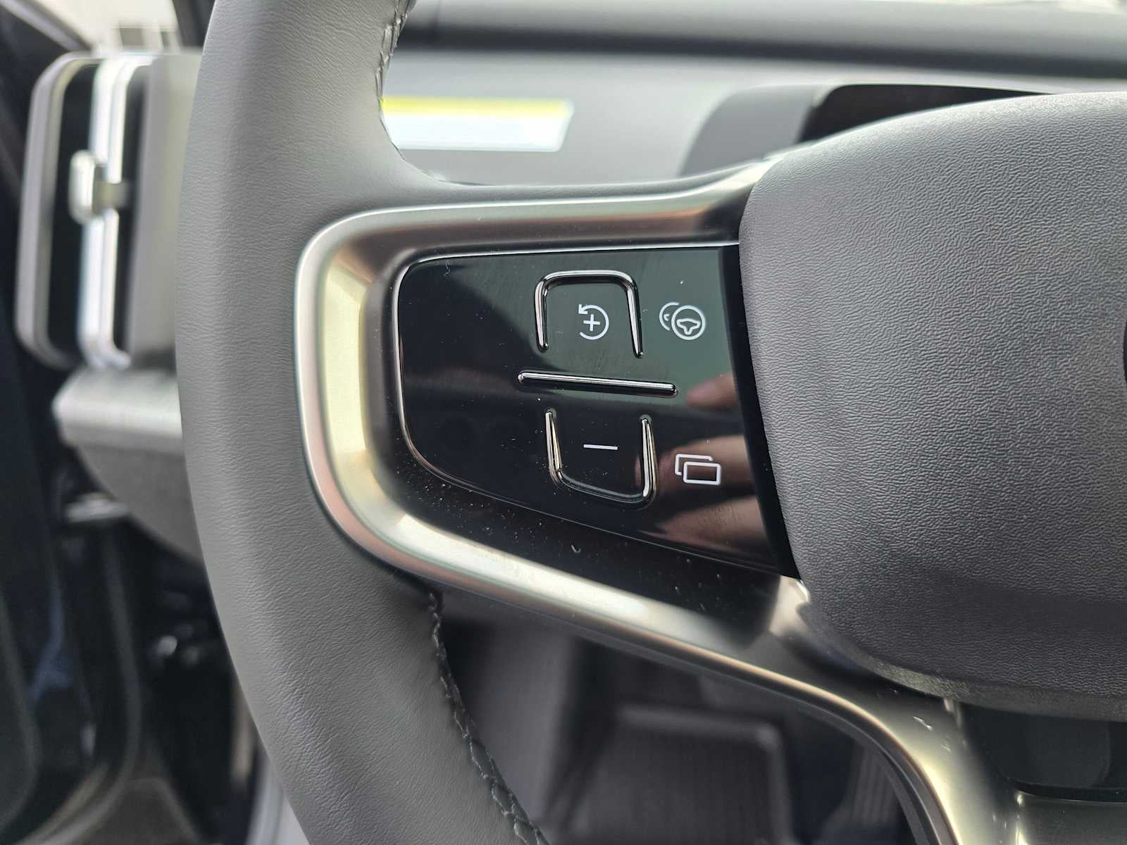 2026 Volvo EX30 Plus