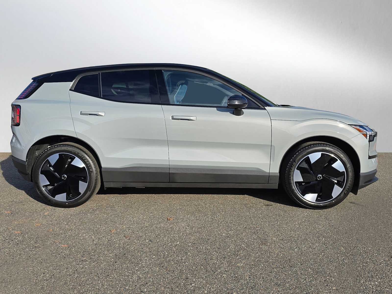 2026 Volvo EX30 Plus