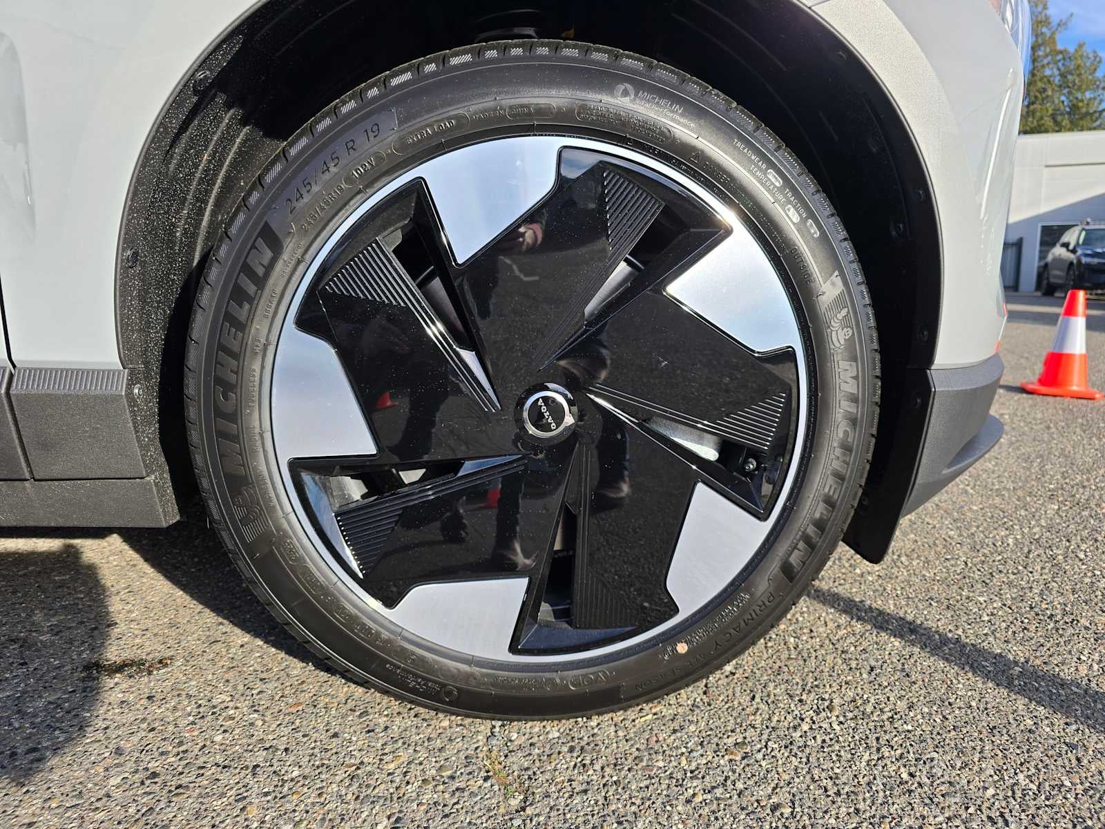 2026 Volvo EX30 Plus