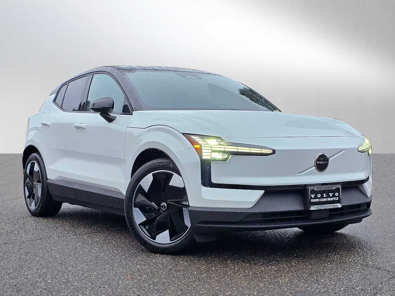 2026 Volvo EX30 Plus