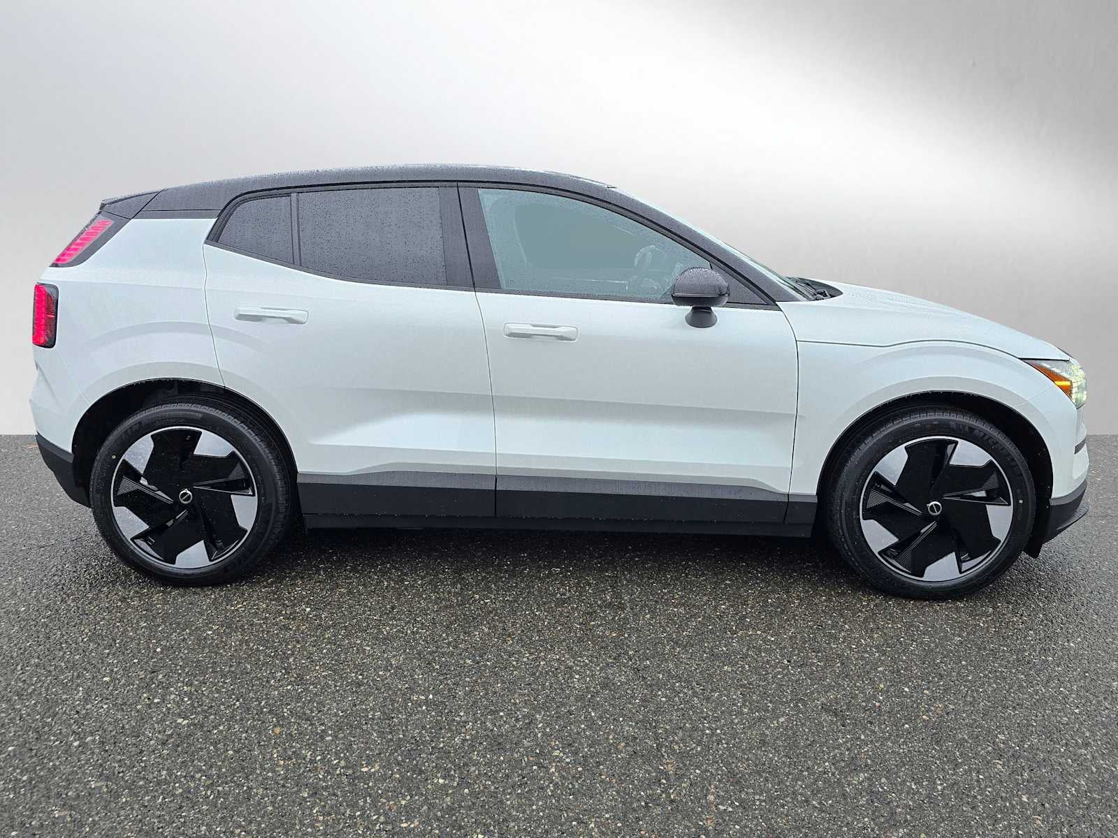 2026 Volvo EX30 Plus