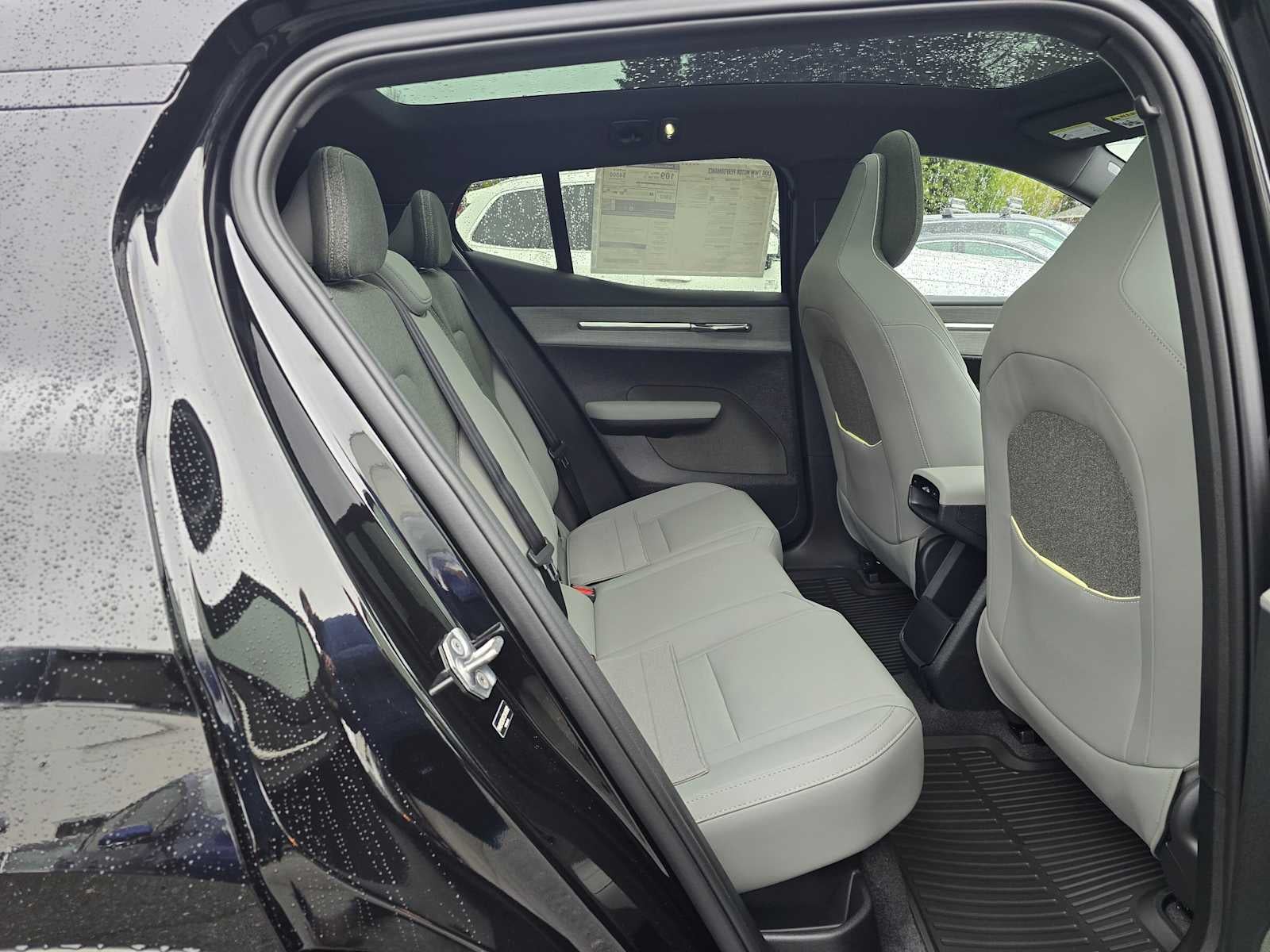 2026 Volvo EX30 Plus