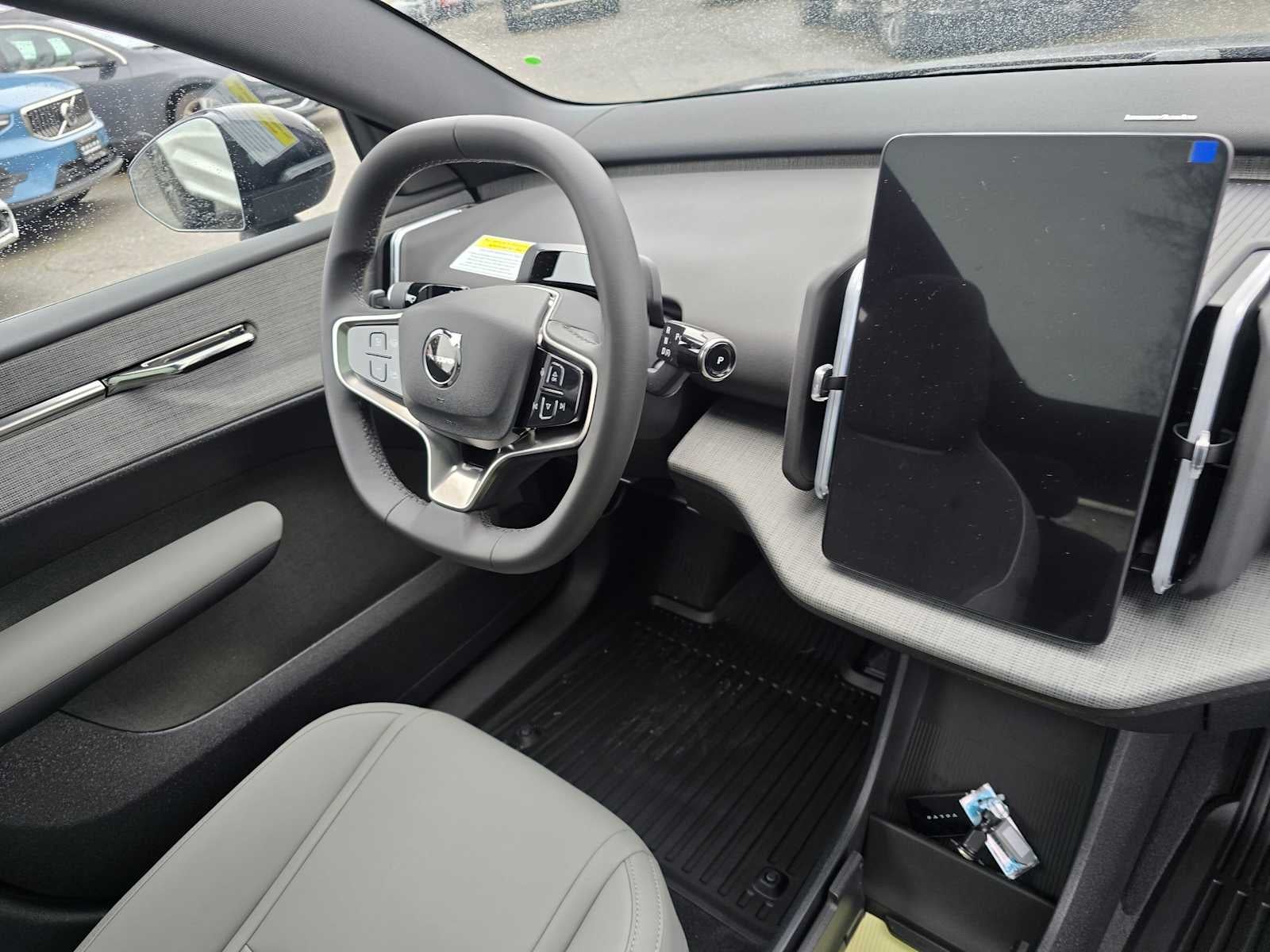 2026 Volvo EX30 Plus
