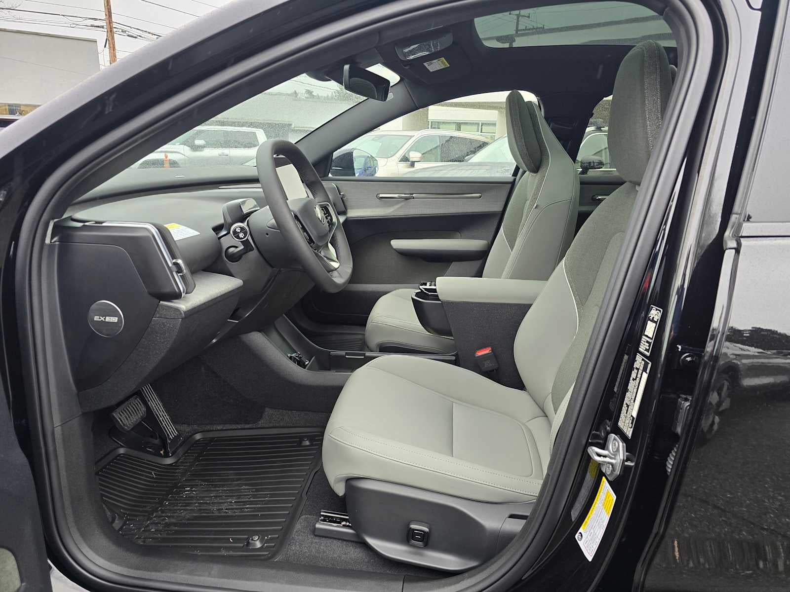 2026 Volvo EX30 Plus