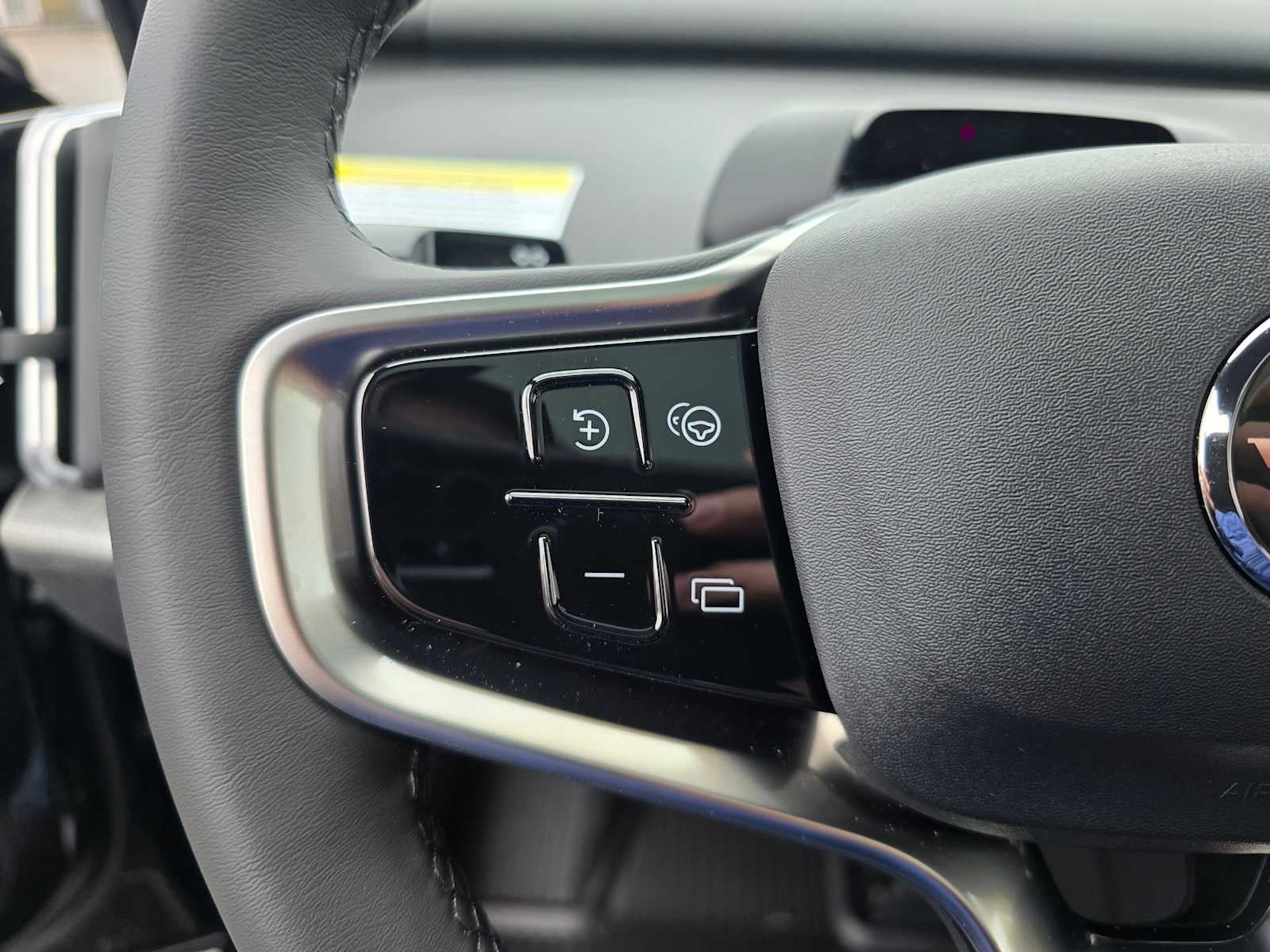 2026 Volvo EX30 Plus
