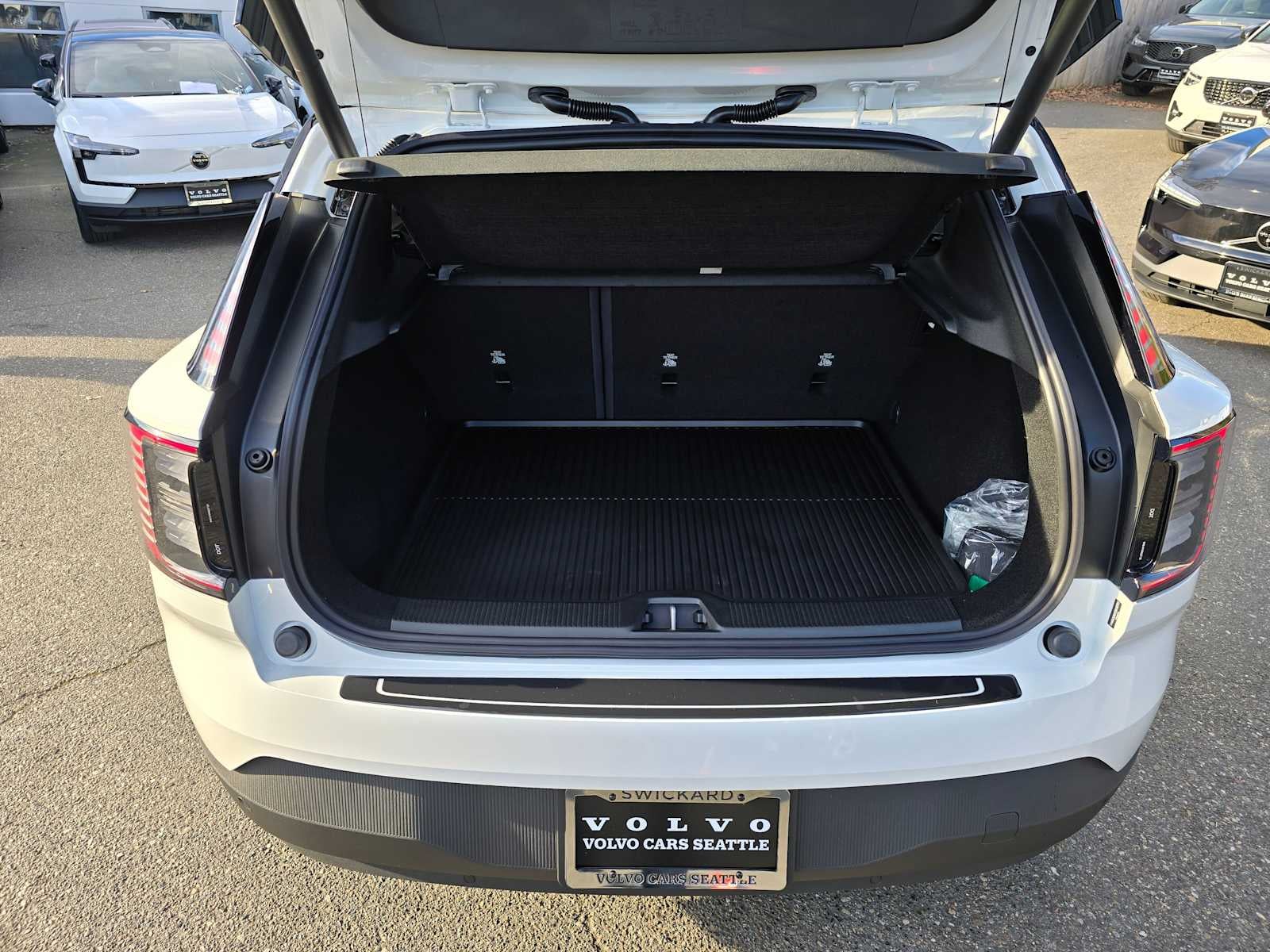 2026 Volvo EX30 Plus