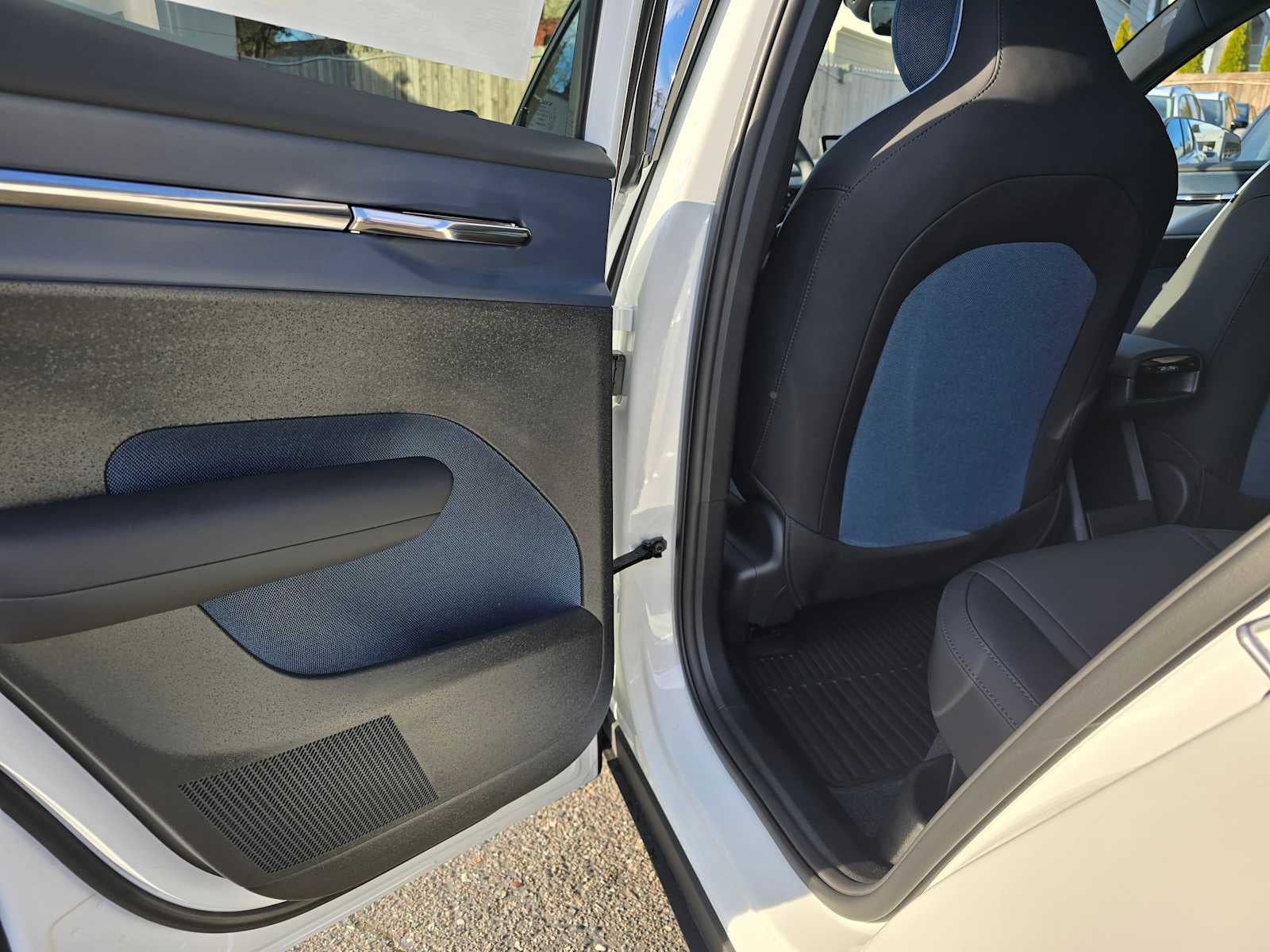 2026 Volvo EX30 Plus