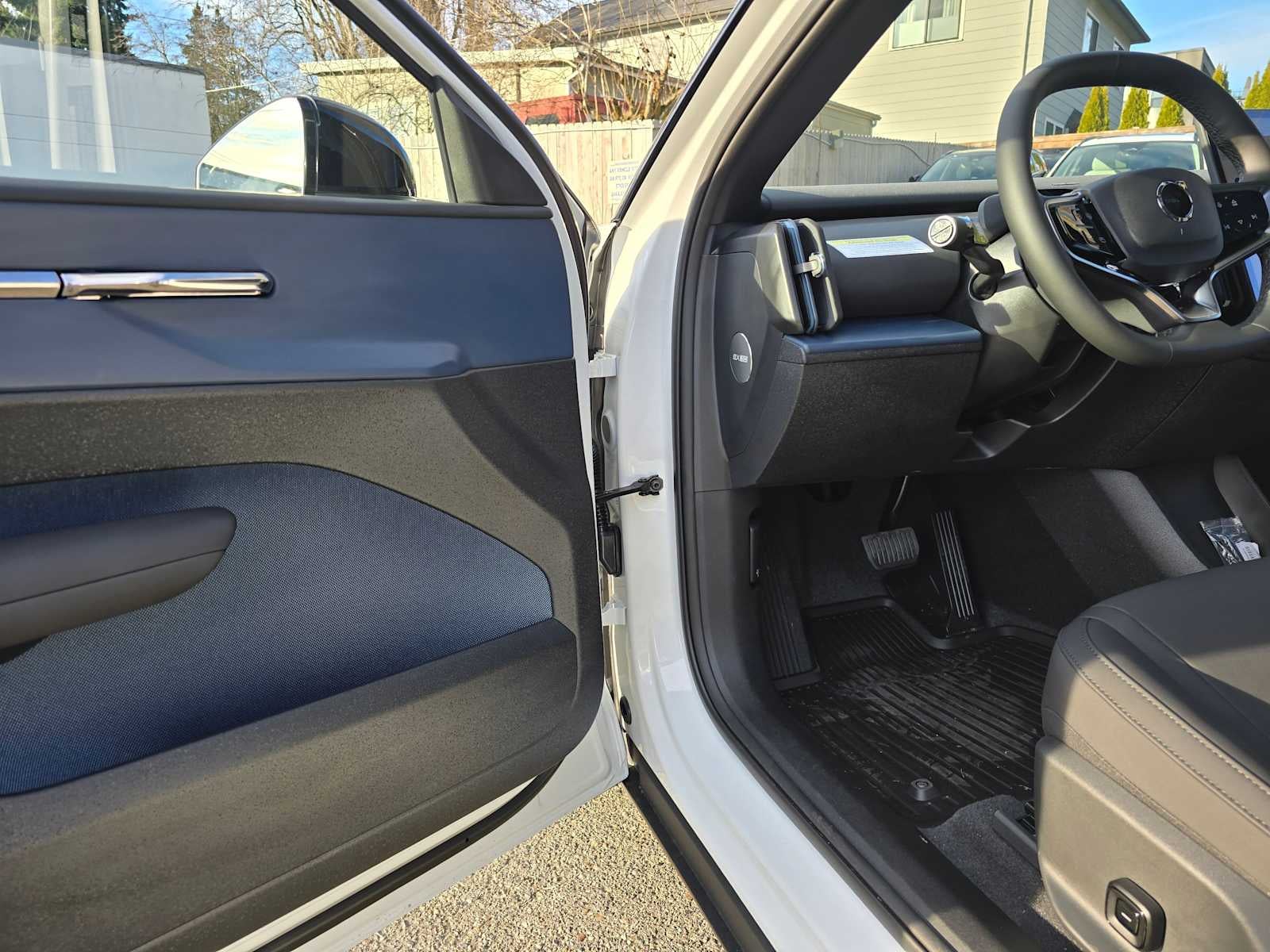 2026 Volvo EX30 Plus