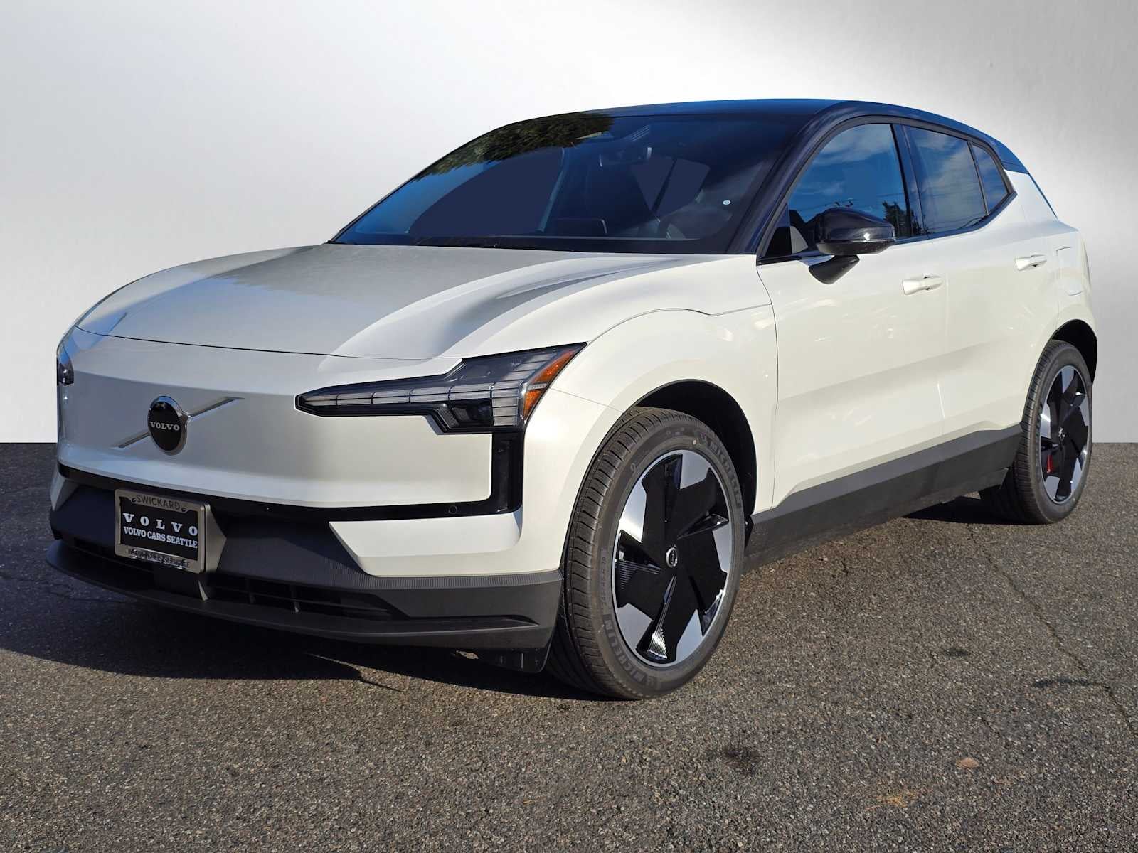 2026 Volvo EX30 Plus