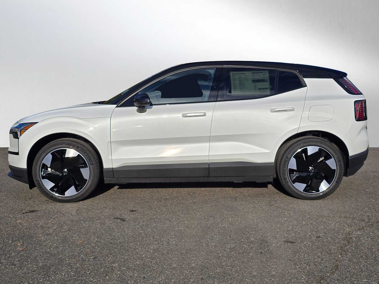 2026 Volvo EX30 Plus