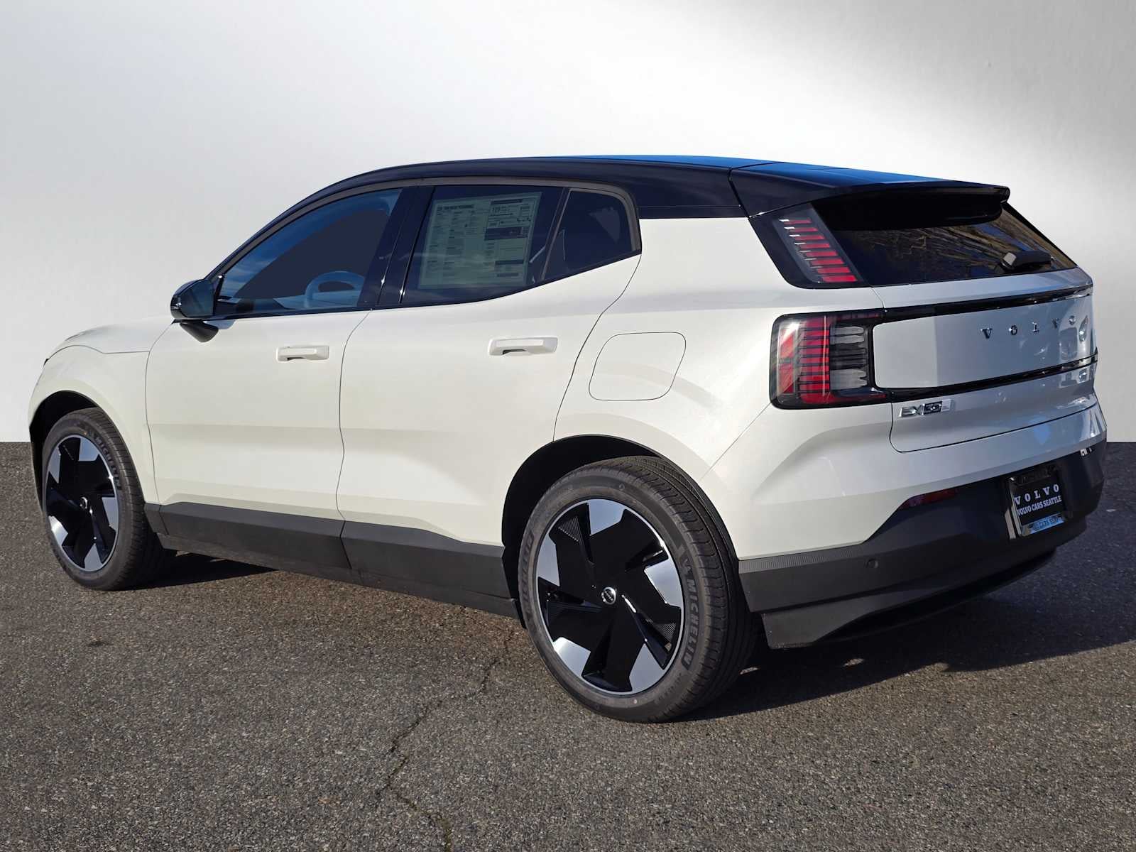 2026 Volvo EX30 Plus