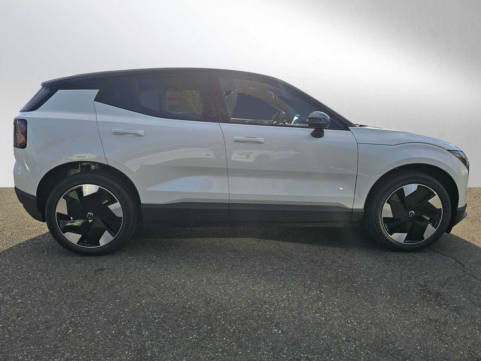 2026 Volvo EX30 Plus