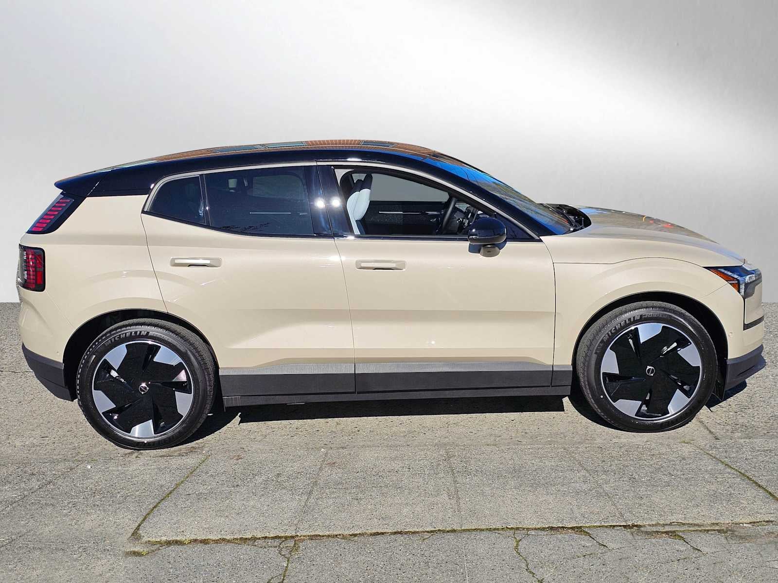 2026 Volvo EX30 Ultra