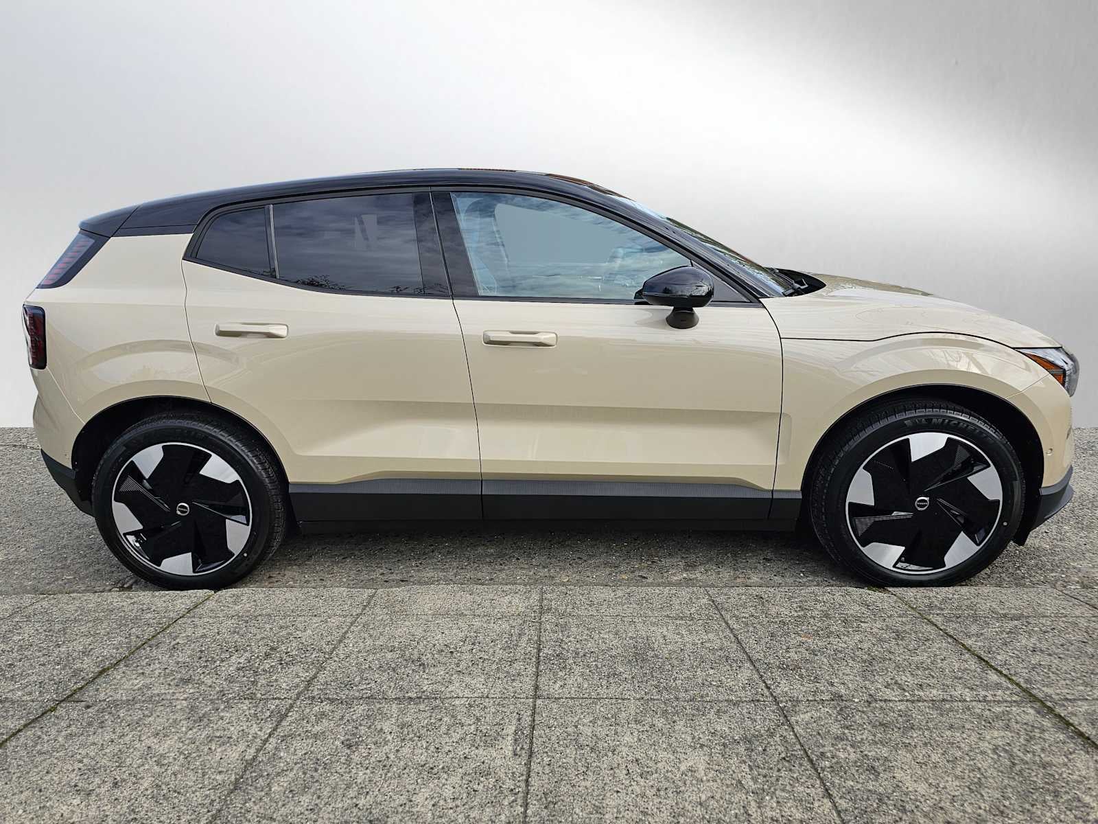 2026 Volvo EX30 Ultra