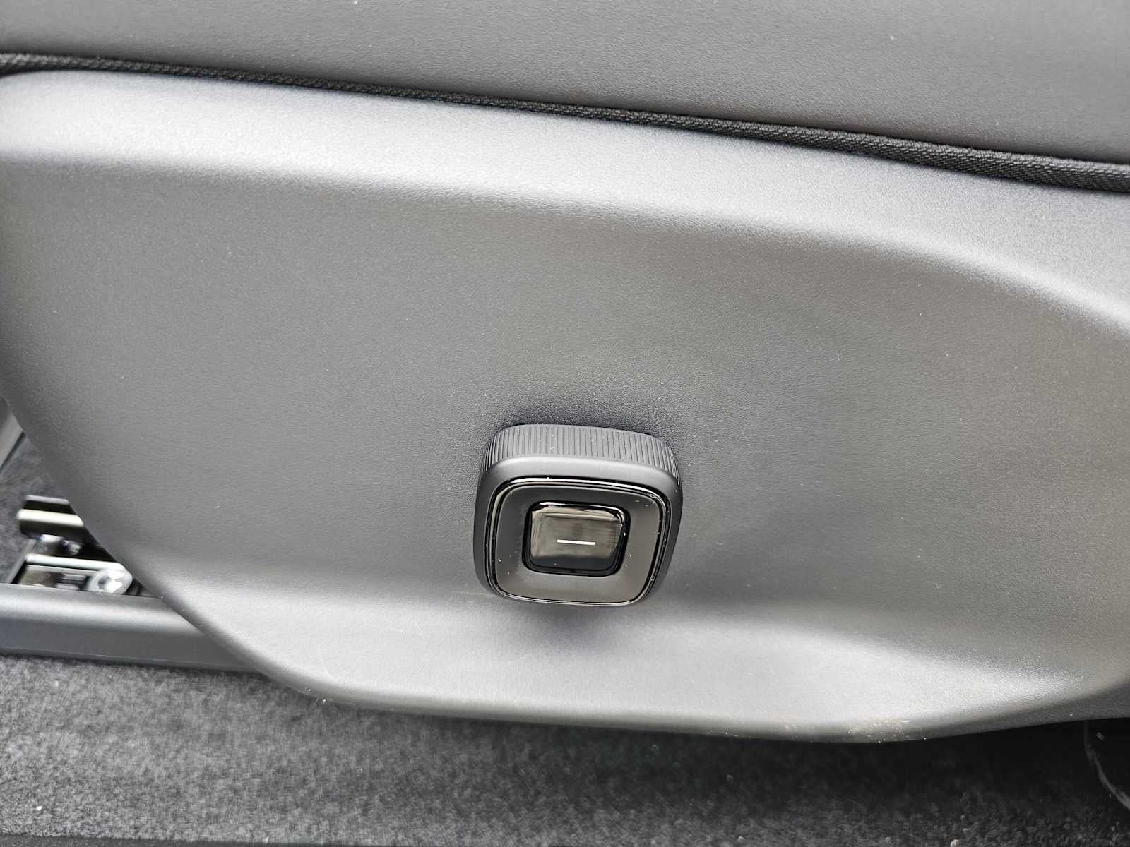 2026 Volvo EX30 Ultra
