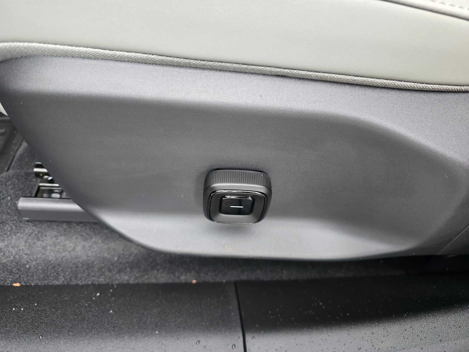 2026 Volvo EX30 Ultra