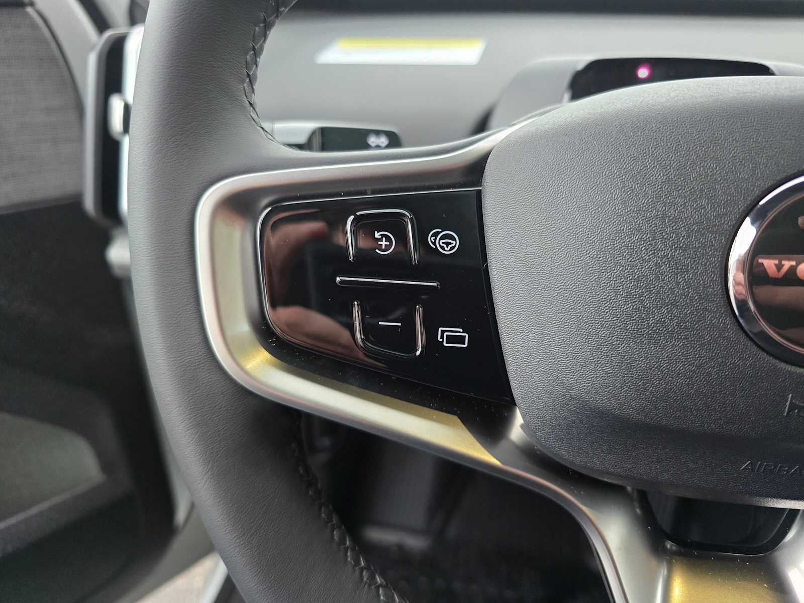 2026 Volvo EX30 Ultra