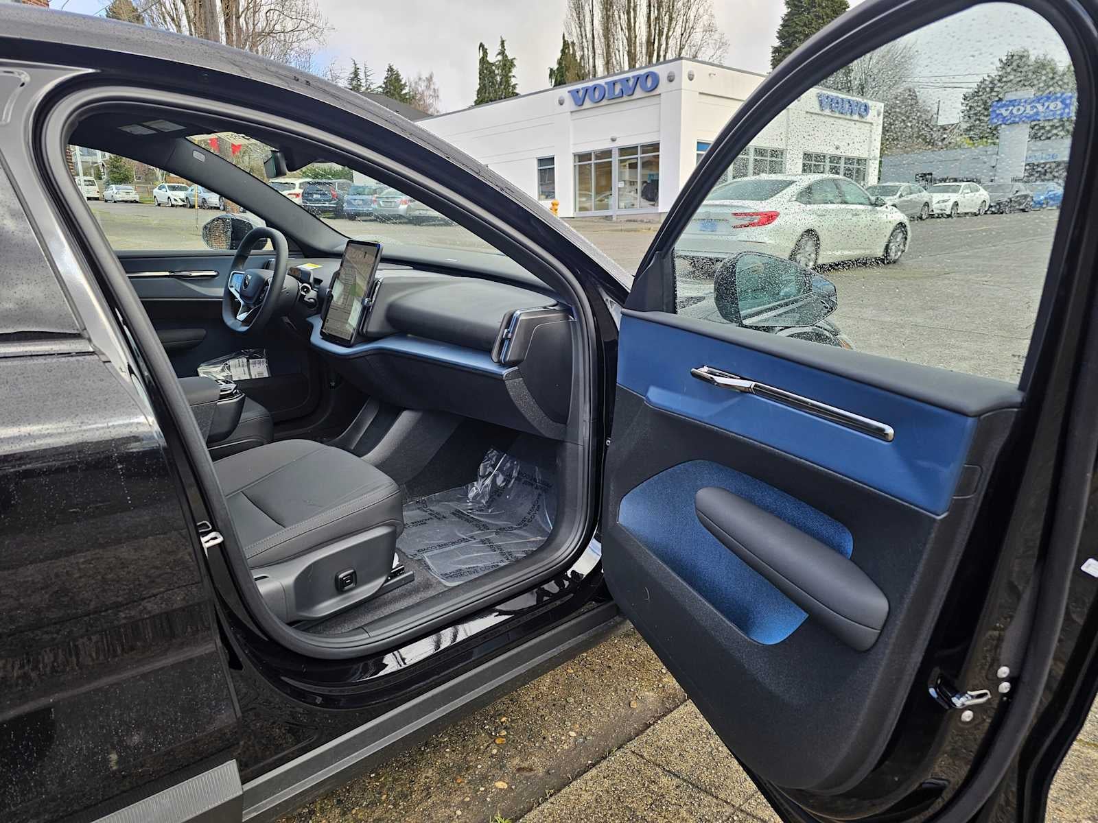 2026 Volvo EX30 Ultra