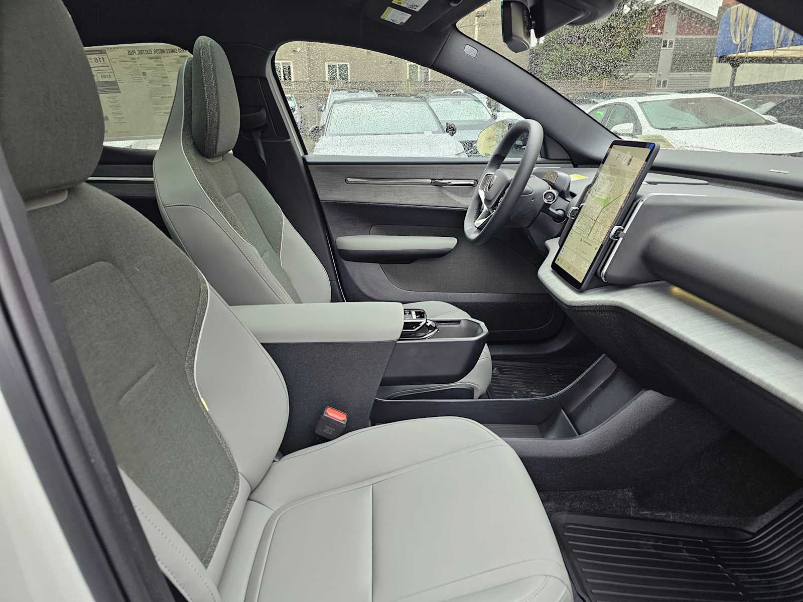 2026 Volvo EX30 Plus