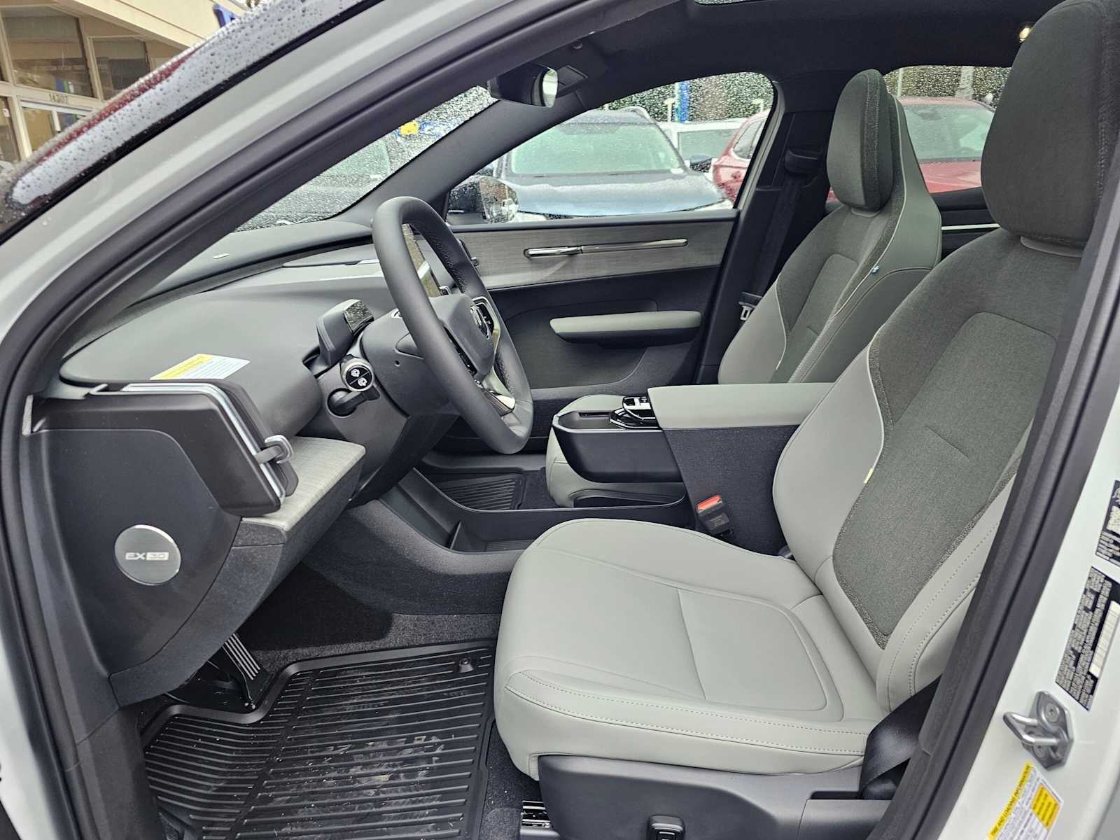 2026 Volvo EX30 Plus