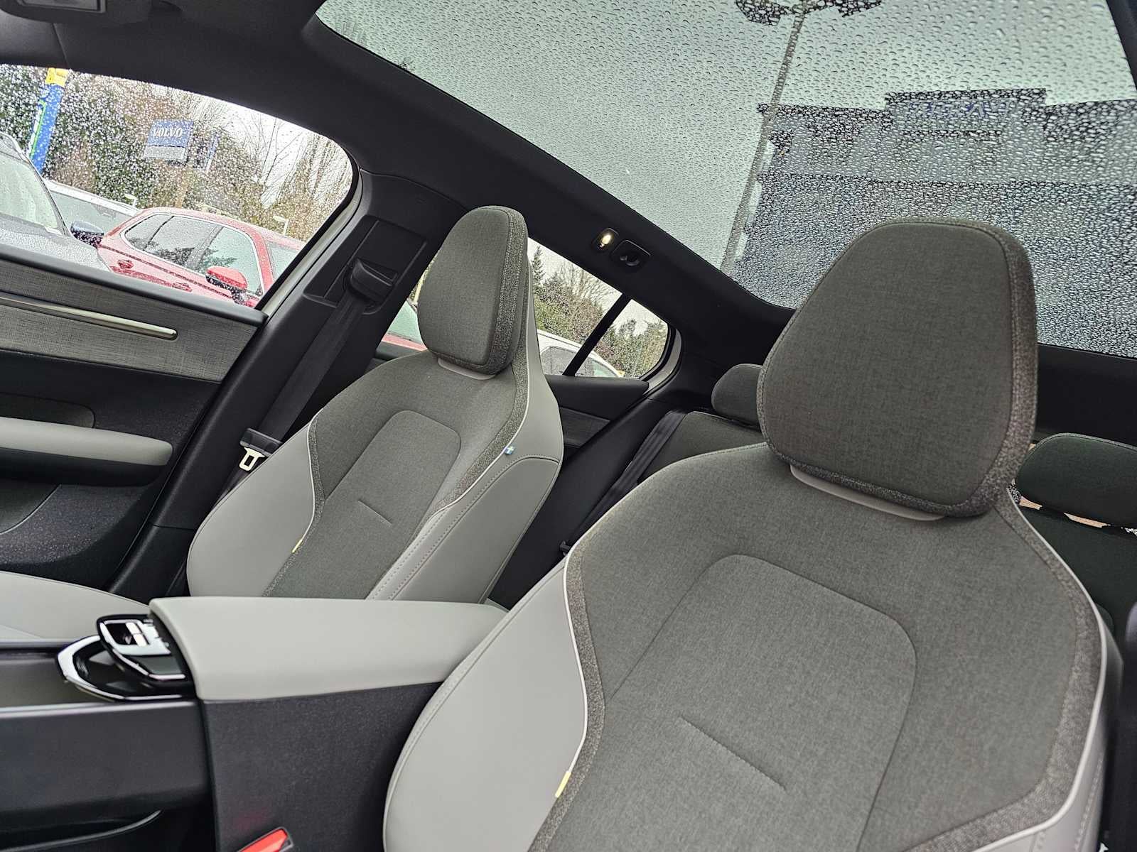 2026 Volvo EX30 Plus