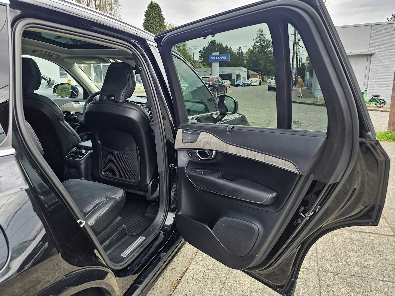 2023 Volvo XC90 Recharge Plug-In Hybrid Ultimate