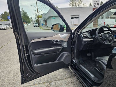 2023 Volvo XC90 Recharge Plug-In Hybrid Ultimate