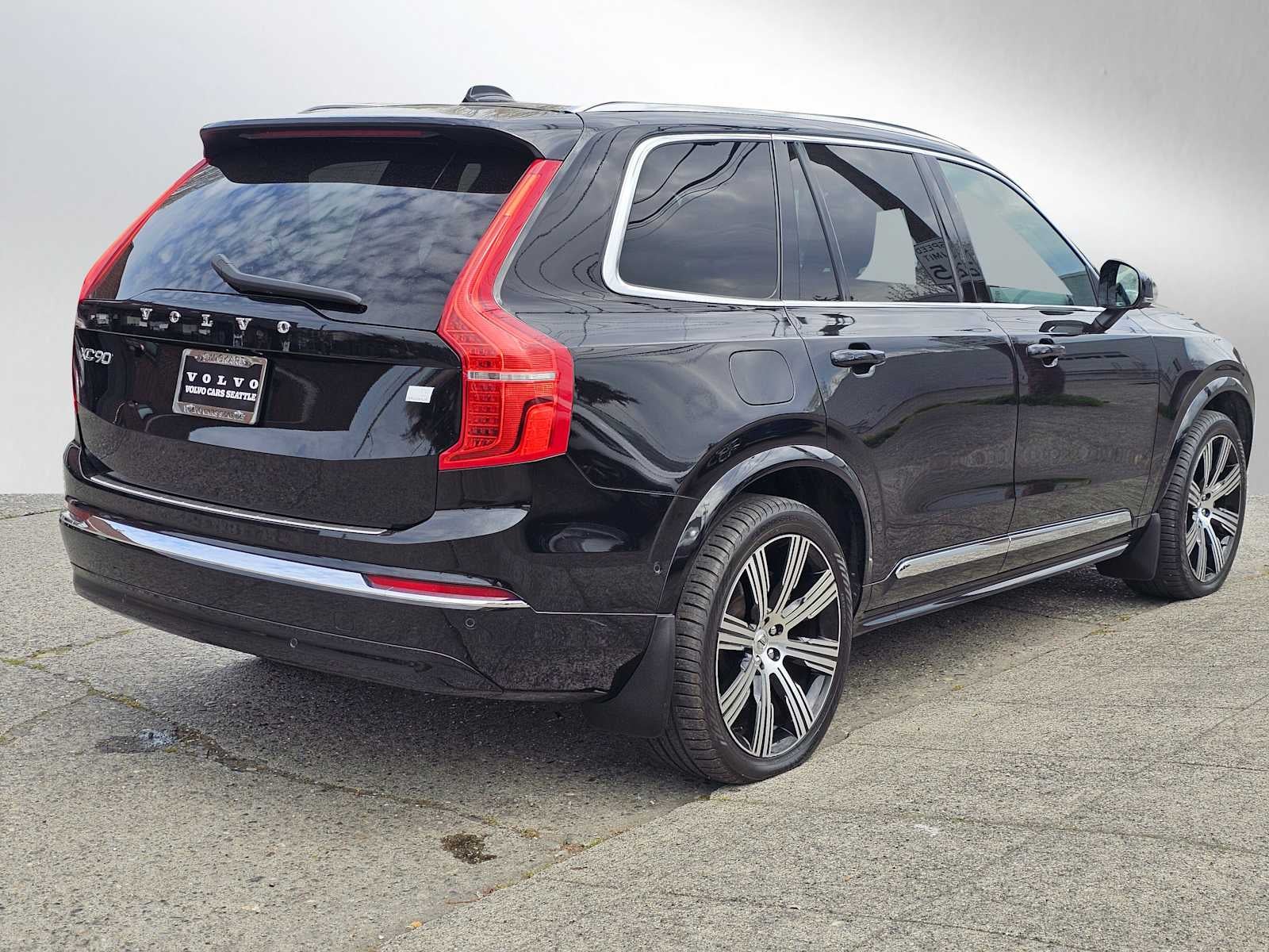 2023 Volvo XC90 Recharge Plug-In Hybrid Ultimate