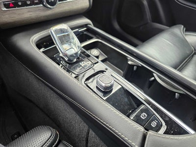 2023 Volvo XC90 Recharge Plug-In Hybrid Ultimate