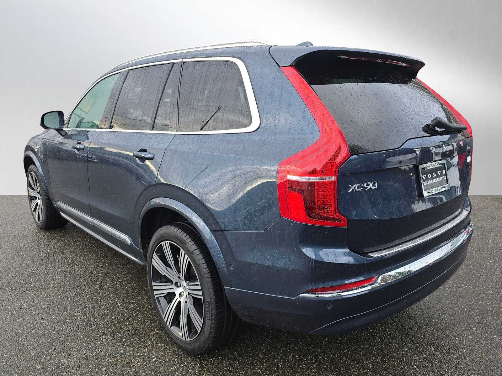 2023 Volvo XC90 Recharge Plug-In Hybrid Plus