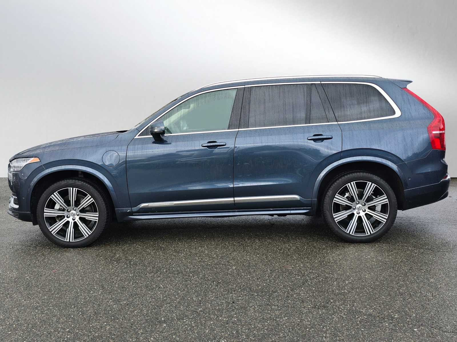 2023 Volvo XC90 Recharge Plug-In Hybrid Plus