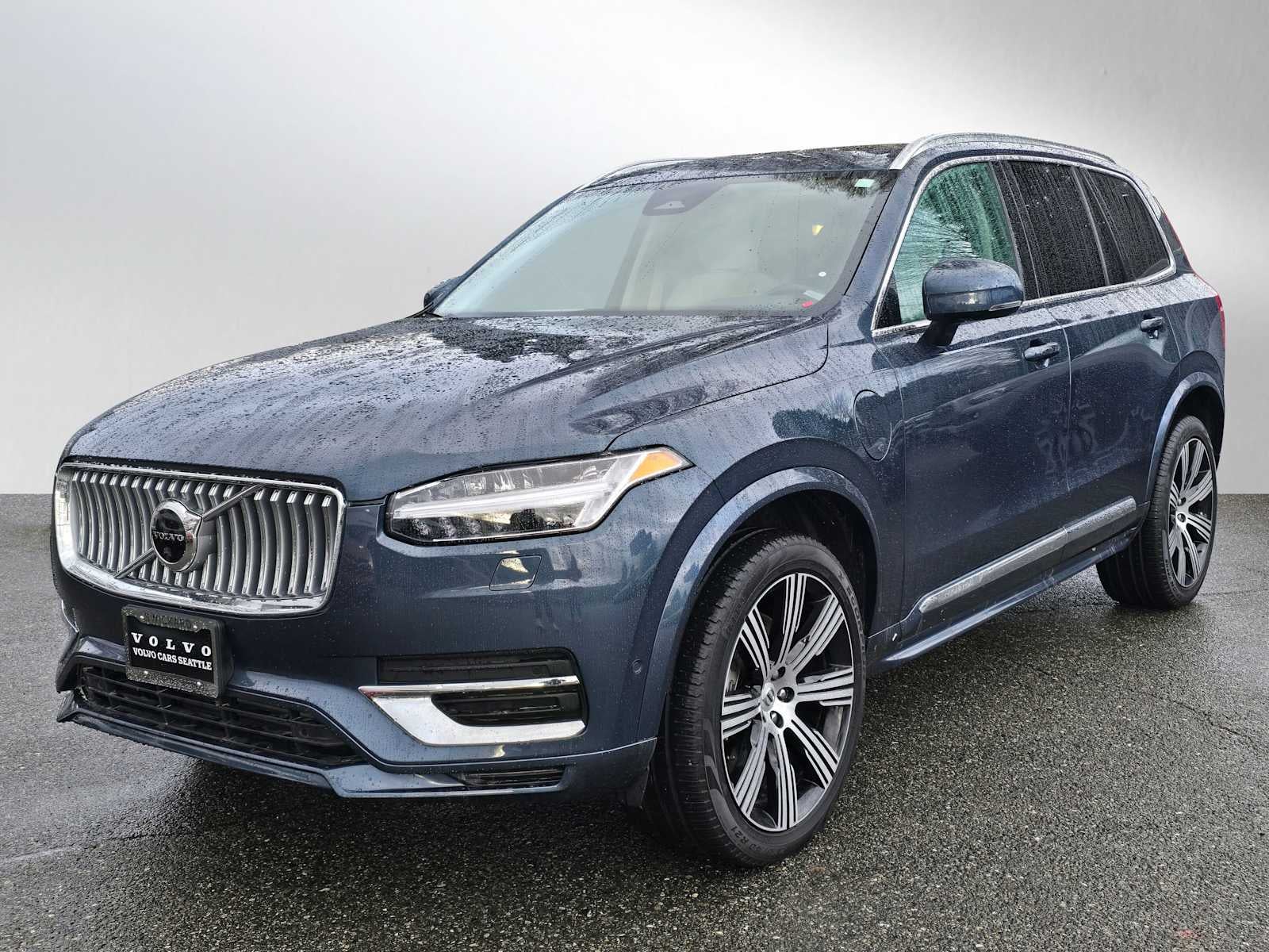 2023 Volvo XC90 Recharge Plug-In Hybrid Plus