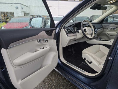 2023 Volvo XC90 Recharge Plug-In Hybrid Plus