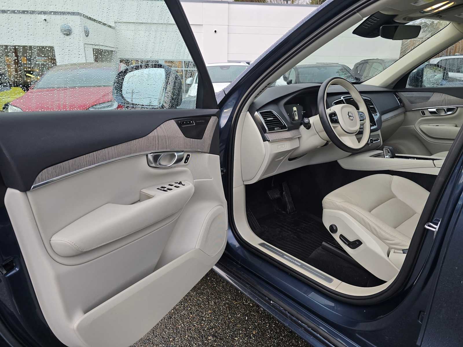 2023 Volvo XC90 Recharge Plug-In Hybrid Plus