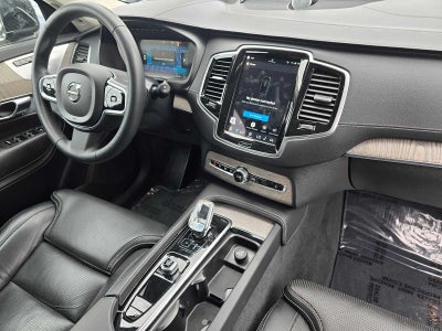 2023 Volvo XC90 Recharge Plug-In Hybrid Ultimate Bright Theme