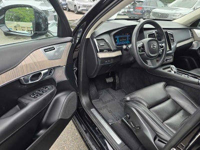 2023 Volvo XC90 Recharge Plug-In Hybrid Ultimate Bright Theme