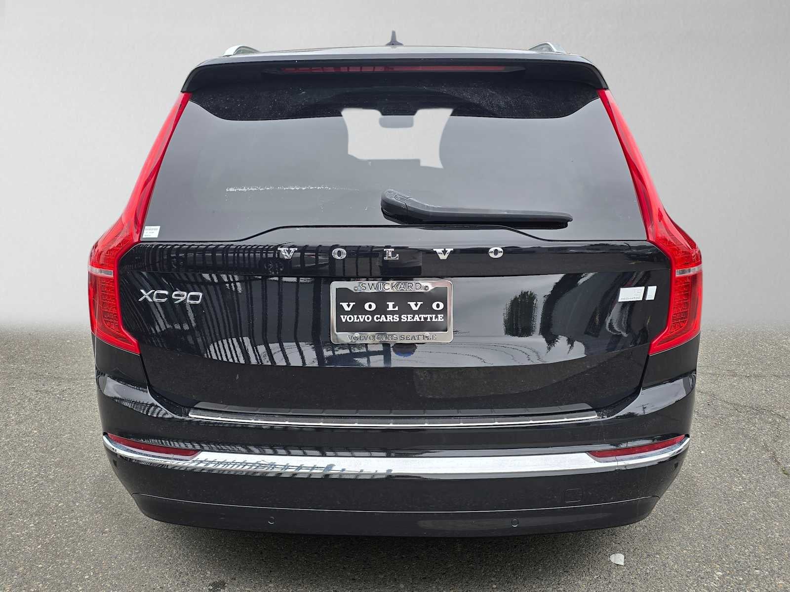 2023 Volvo XC90 Recharge Plug-In Hybrid Ultimate Bright Theme