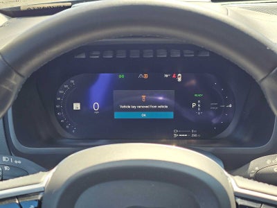 2023 Volvo XC90 Recharge Plug-In Hybrid Ultimate Bright Theme