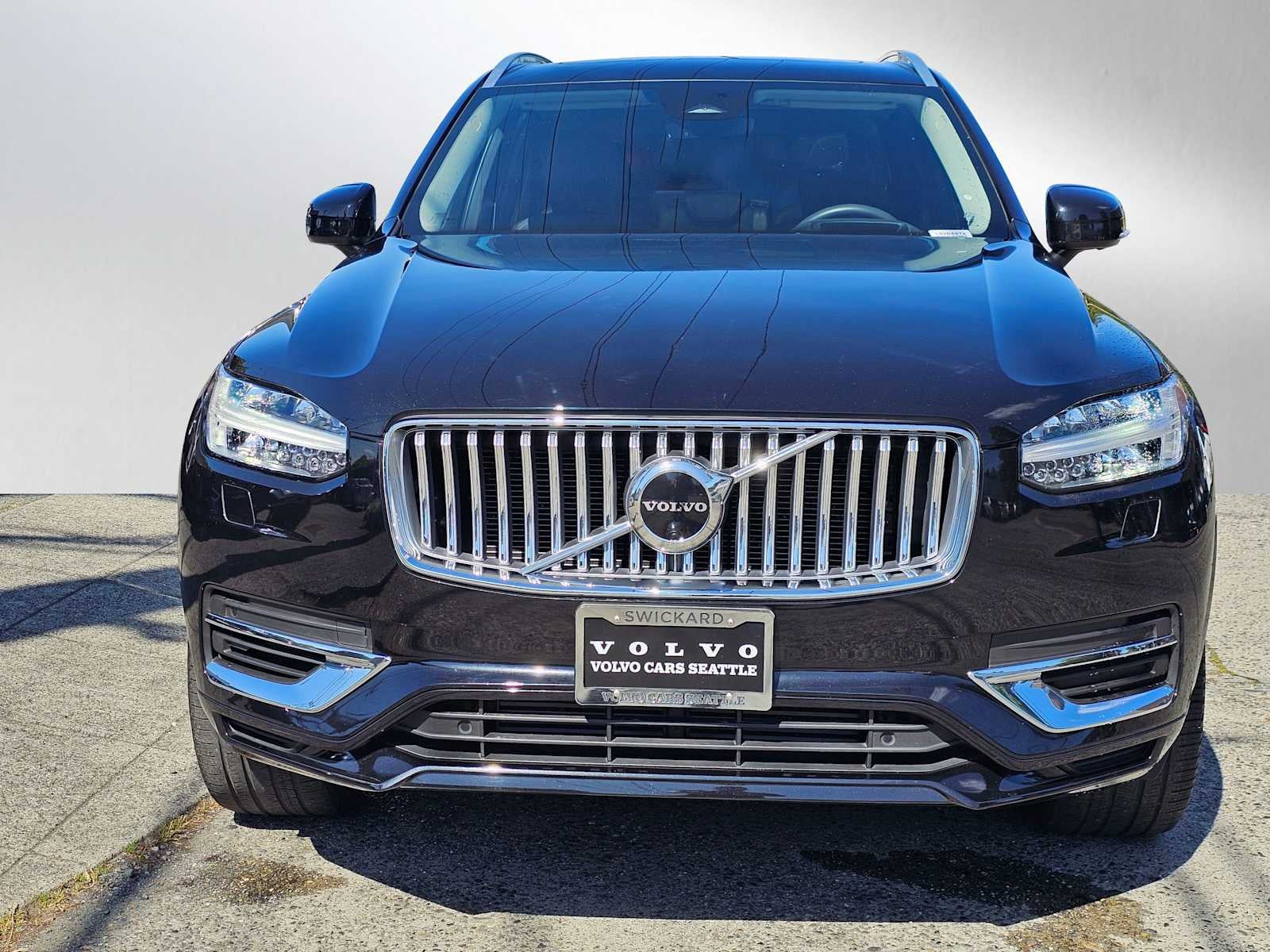 2023 Volvo XC90 Recharge Plug-In Hybrid Ultimate Bright Theme