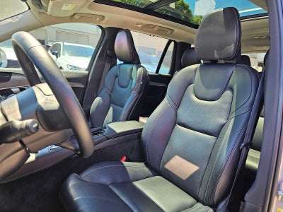 2023 Volvo XC90 Recharge Plug-In Hybrid Ultimate Bright Theme