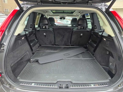 2023 Volvo XC90 Recharge Plug-In Hybrid Plus Bright Theme