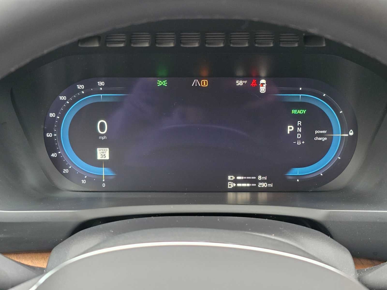 2023 Volvo XC90 Recharge Plug-In Hybrid Plus Bright Theme