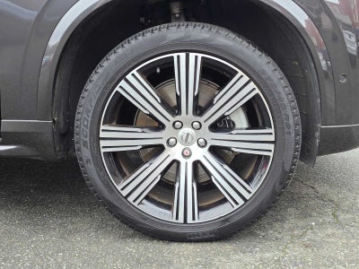 2023 Volvo XC90 Recharge Plug-In Hybrid Plus Bright Theme