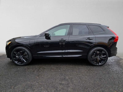 2024 Volvo XC60 Recharge Plug-In Hybrid Ultimate Black Edition