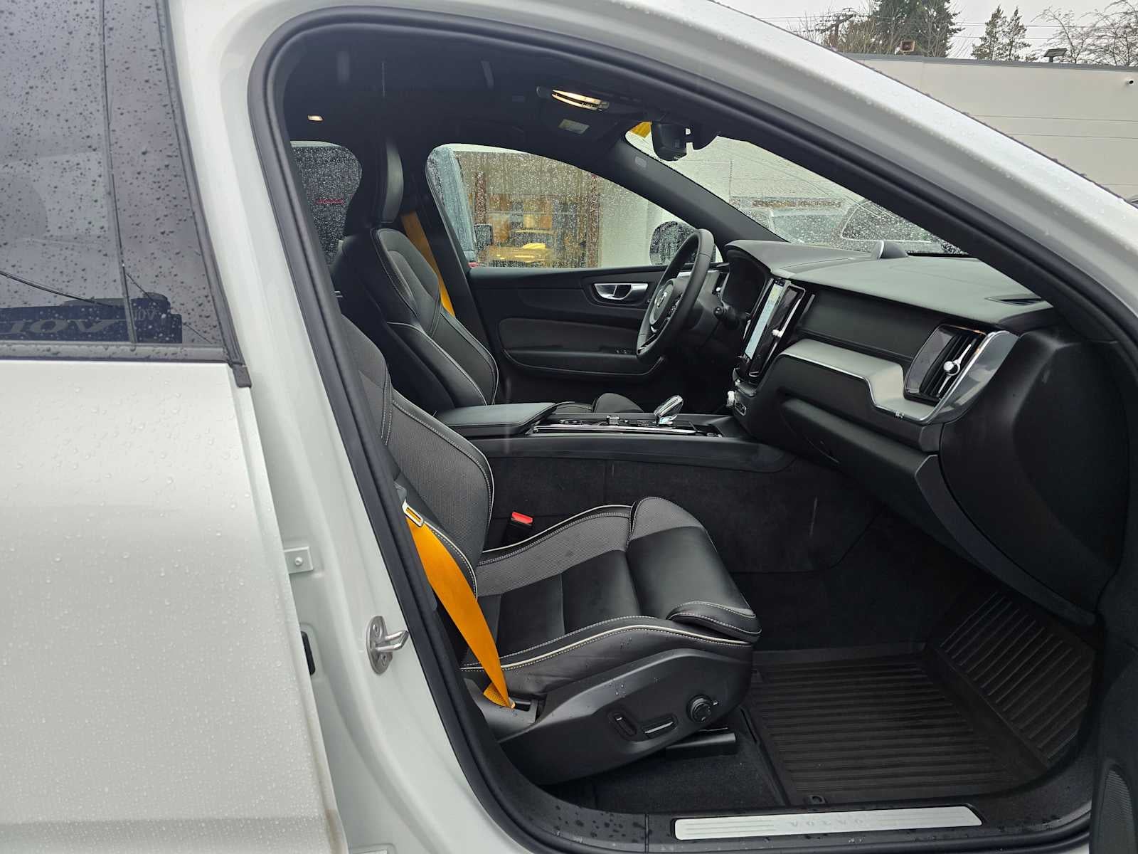 2024 Volvo XC60 Recharge Plug-In Hybrid Polestar Engineered