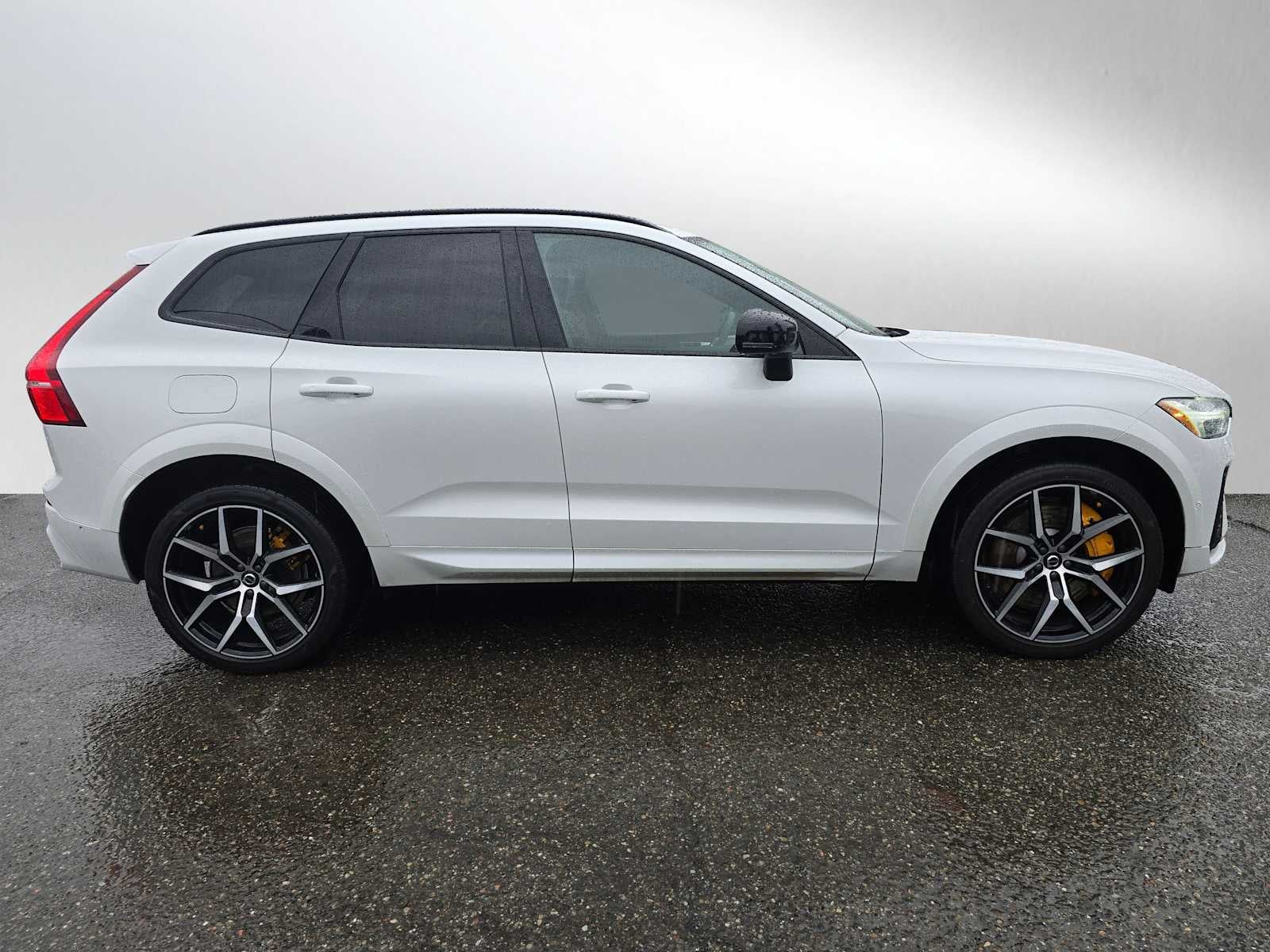 2024 Volvo XC60 Recharge Plug-In Hybrid Polestar Engineered