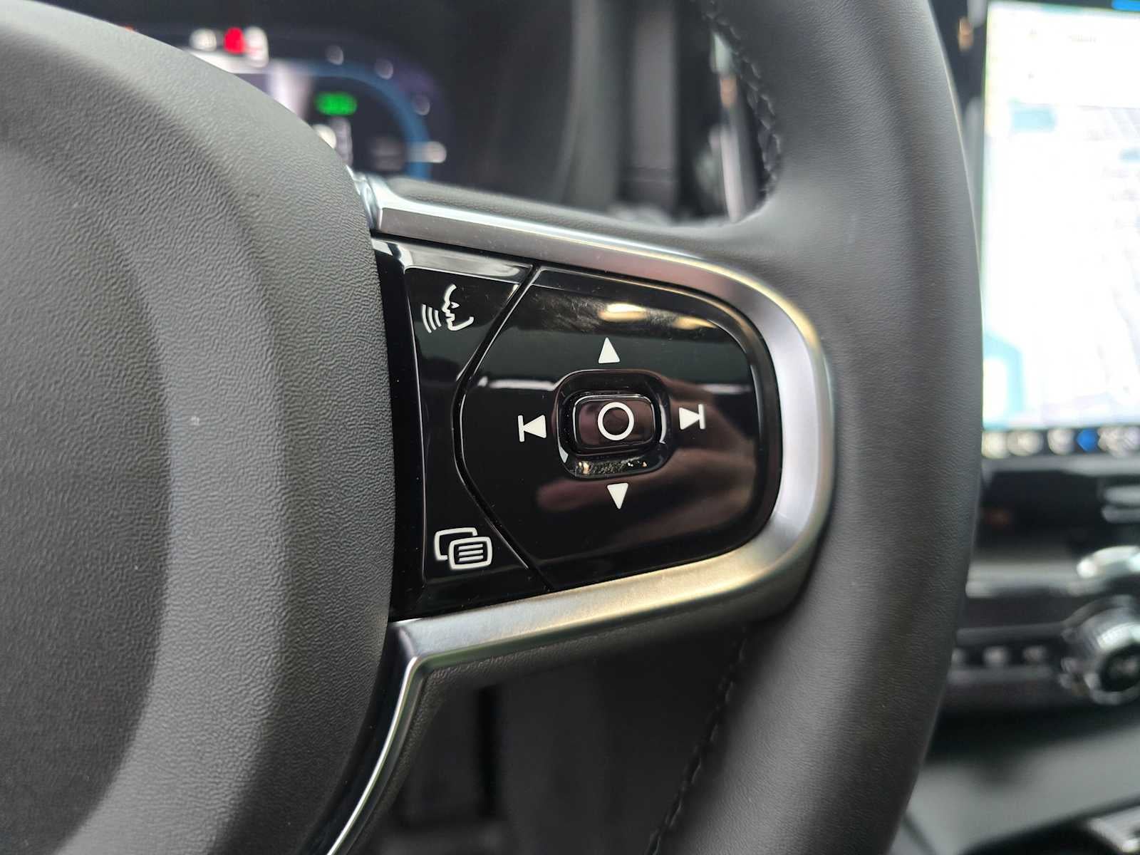 2024 Volvo XC60 Recharge Plug-In Hybrid Polestar Engineered