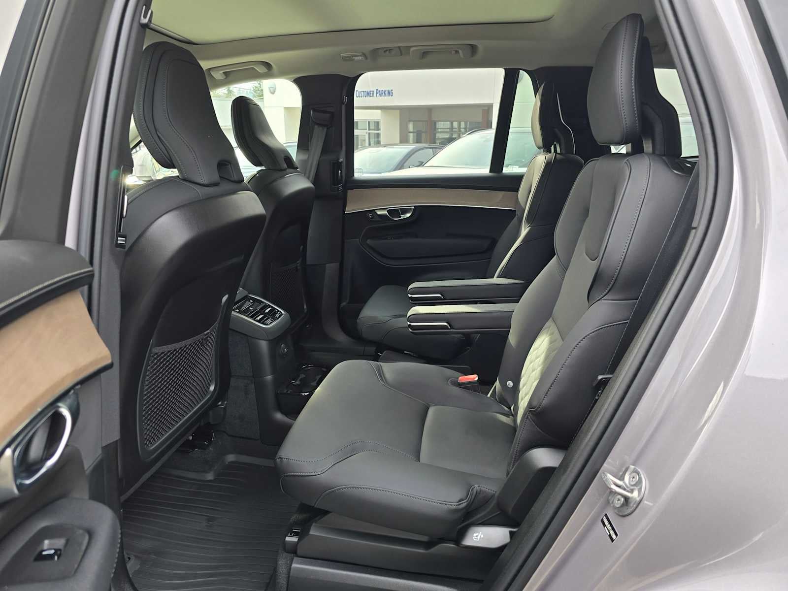 2026 Volvo XC90 Plug-In Hybrid Plus